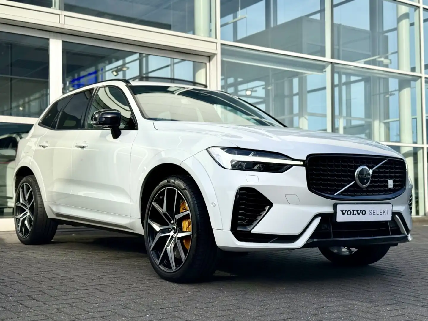 Volvo XC60 T8 405PK Polestar Engineered| Adap.Cruise| B&W Sou Weiß - 2