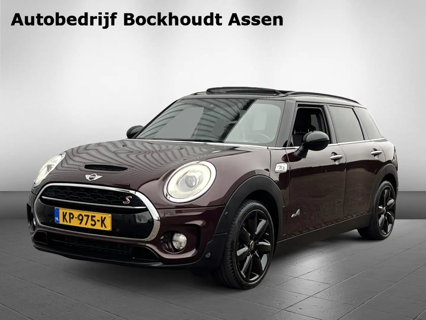 MINI Cooper S Clubman Mini 2.0 ALL4 Chilli Serious Business | Panorama D Rood - 1