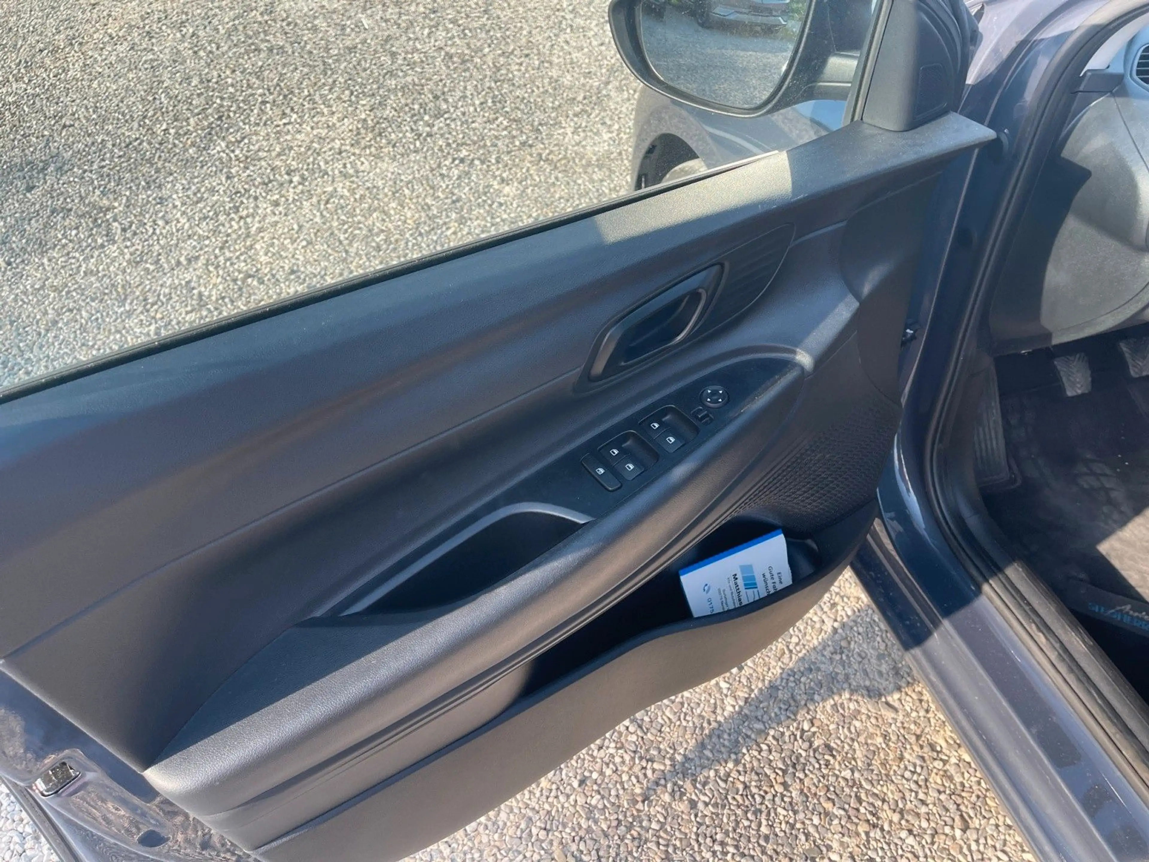 Hyundai i20 SELECT — photo 11