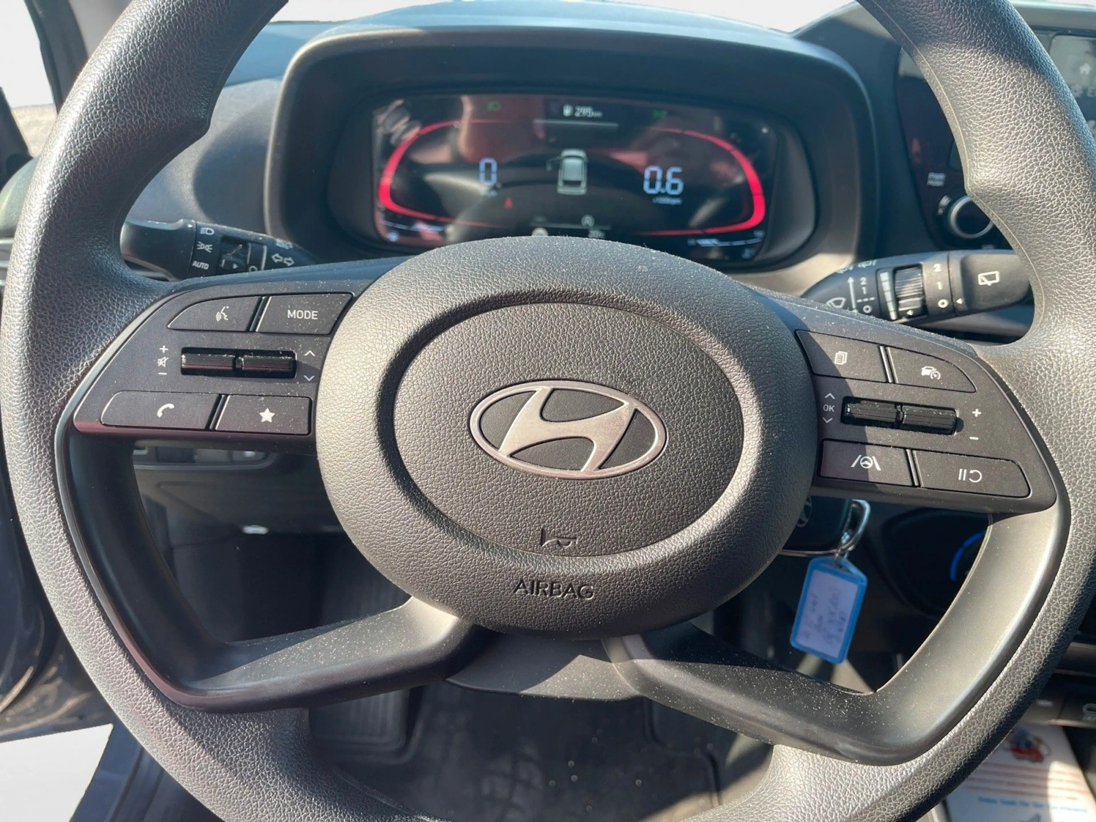 Hyundai i20 SELECT — photo 13