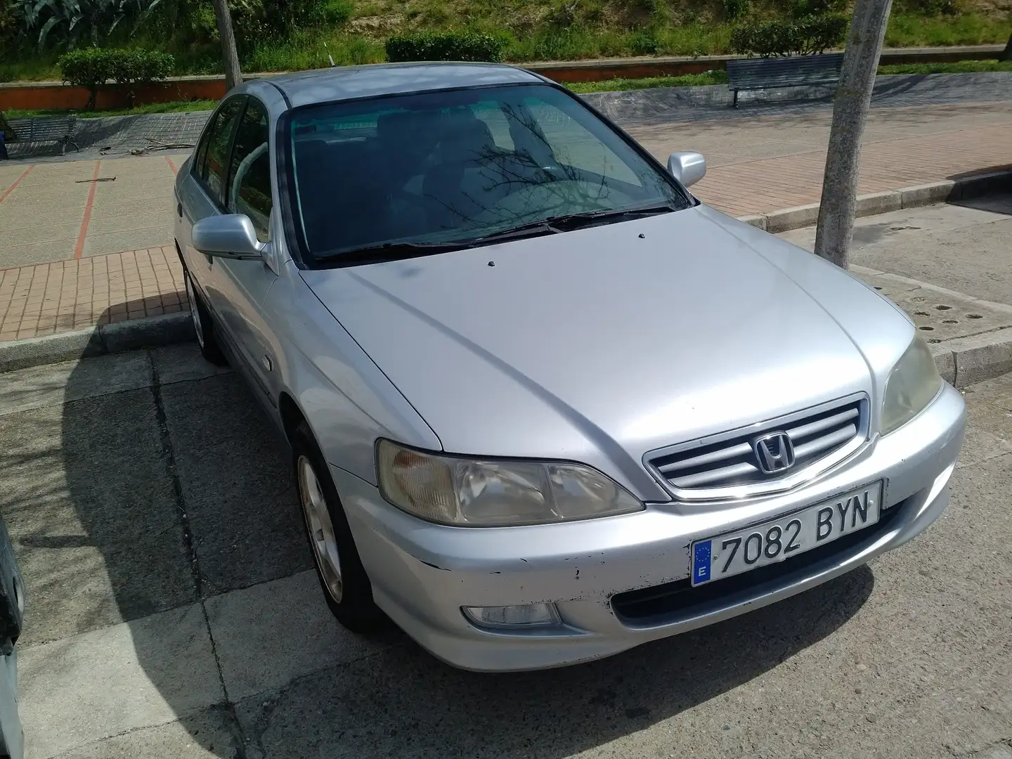 Honda Accord 1.8i LS VTEC - 1