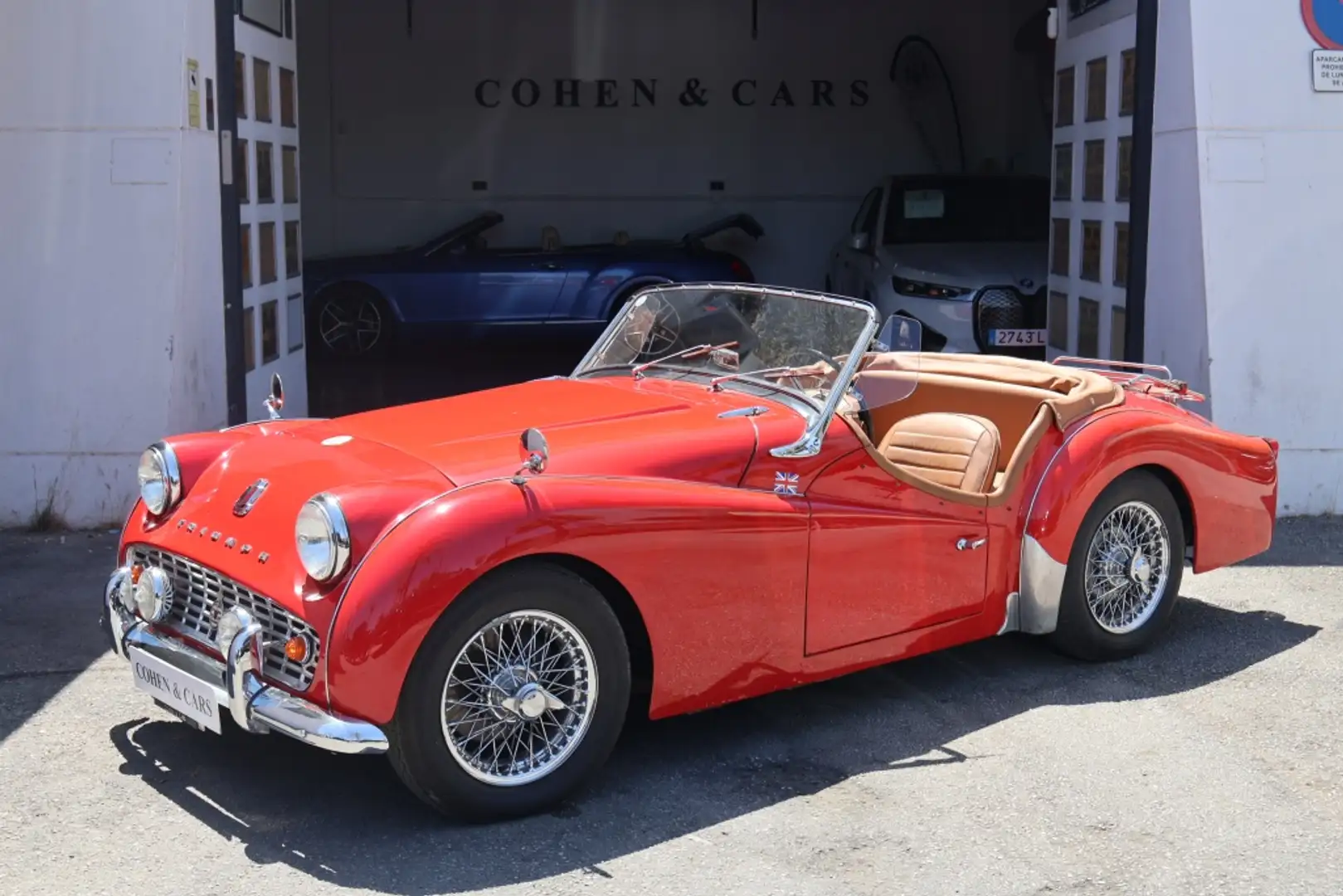 Triumph TR 3A Rouge - 2