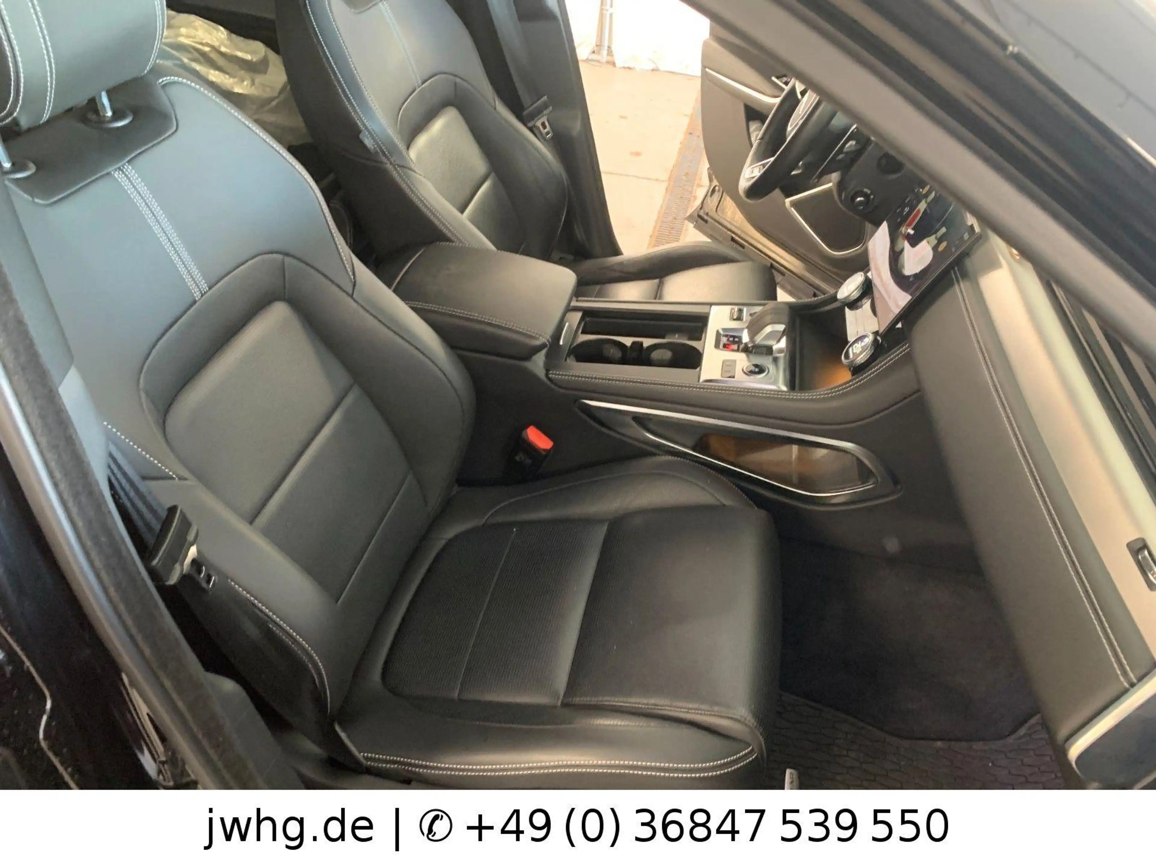 Jaguar F-Pace R-Dynamic AWD|ACC|Black|Keyl.|Kam|Leder — photo 14