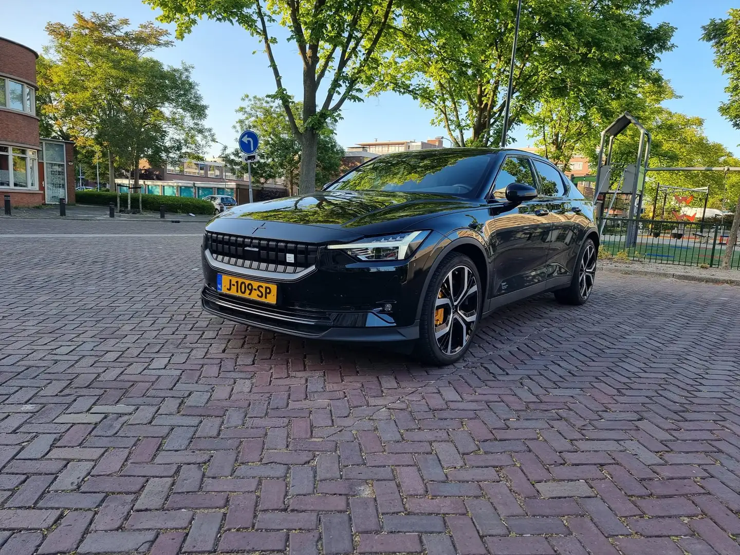 Polestar 2 Dual Motor Long Range 478PK Performance - 1