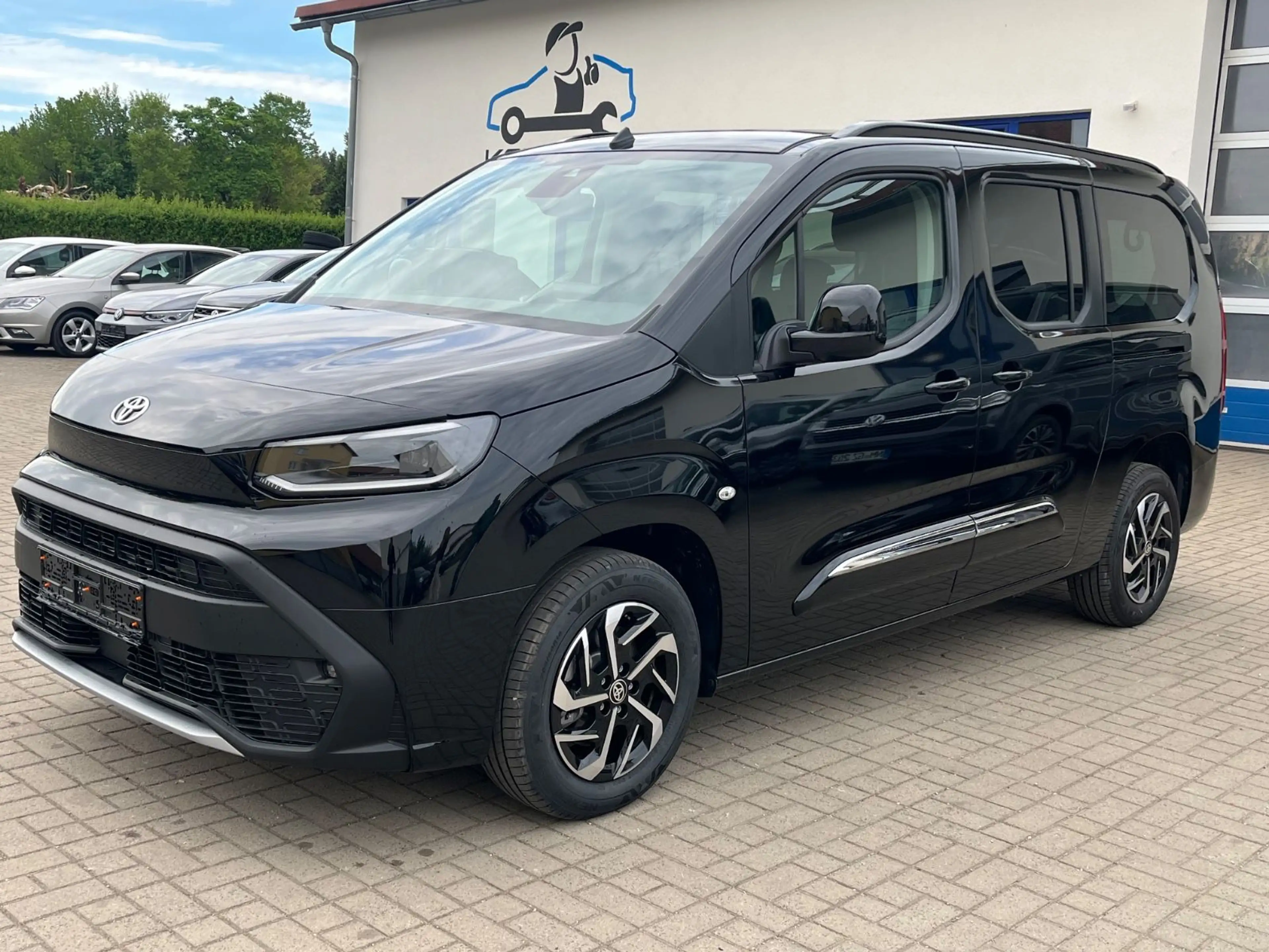 Toyota Proace Verso L2 Teamplayer,7Sitzer,AHK,ACC — photo 2