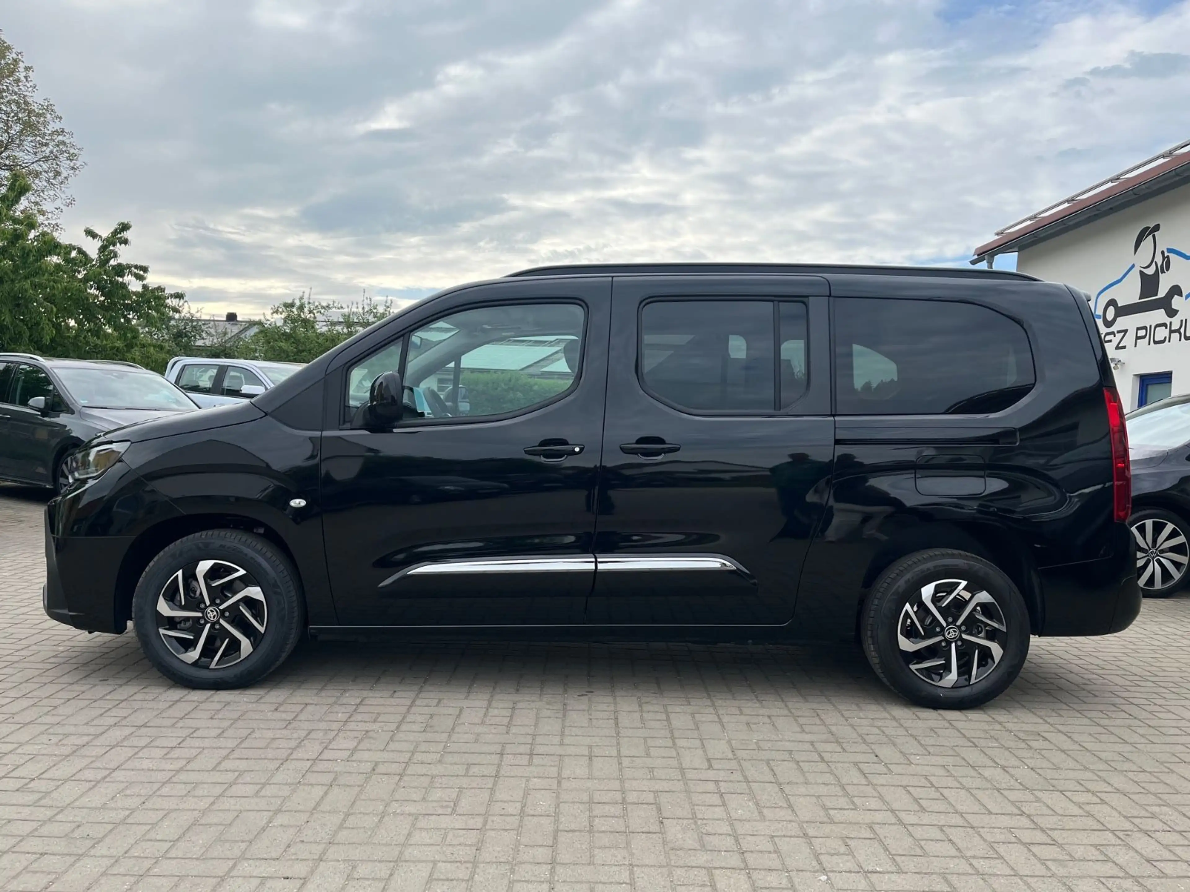 Toyota Proace Verso L2 Teamplayer,7Sitzer,AHK,ACC — photo 4