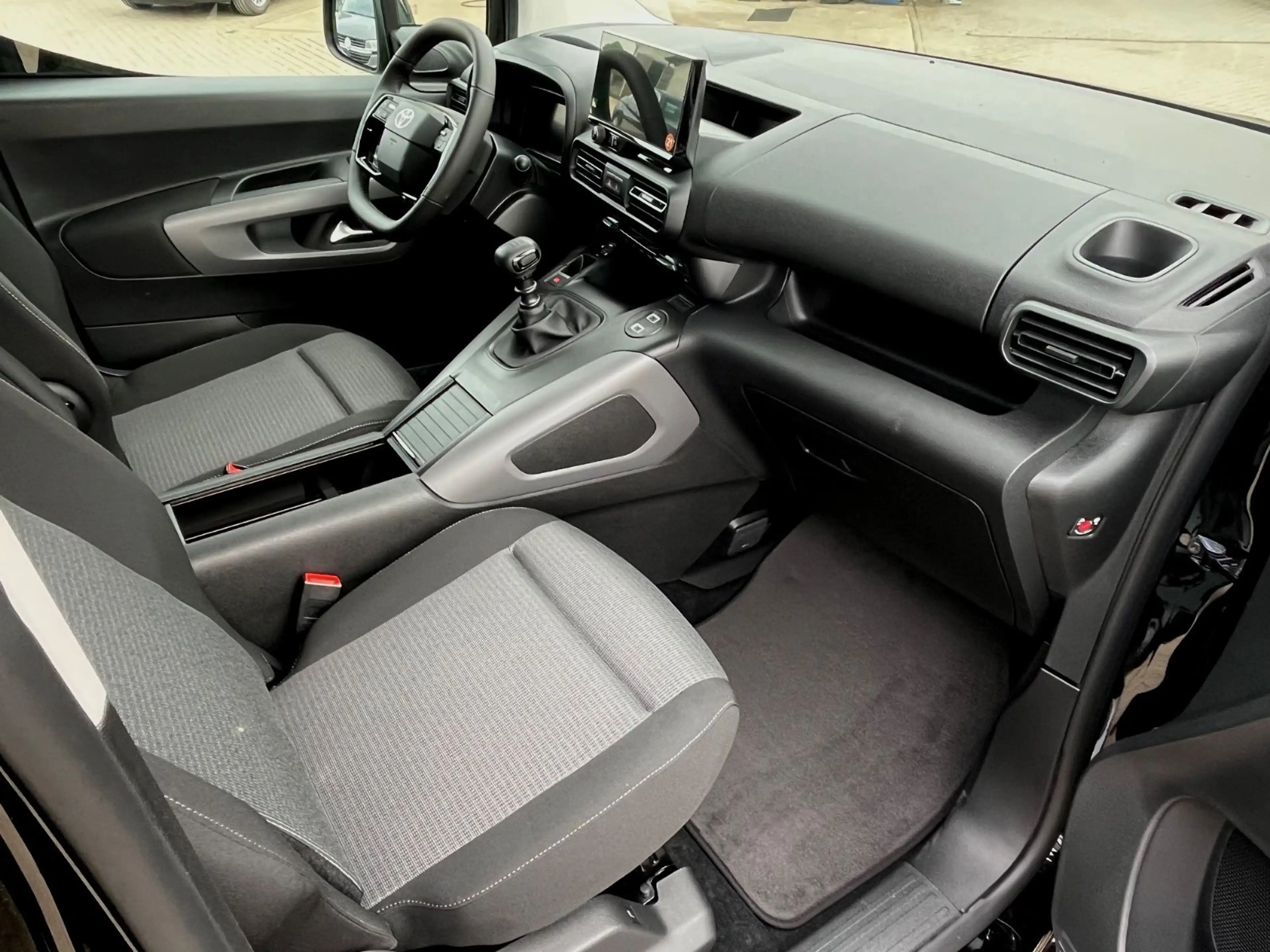 Toyota Proace Verso L2 Teamplayer,7Sitzer,AHK,ACC — photo 10