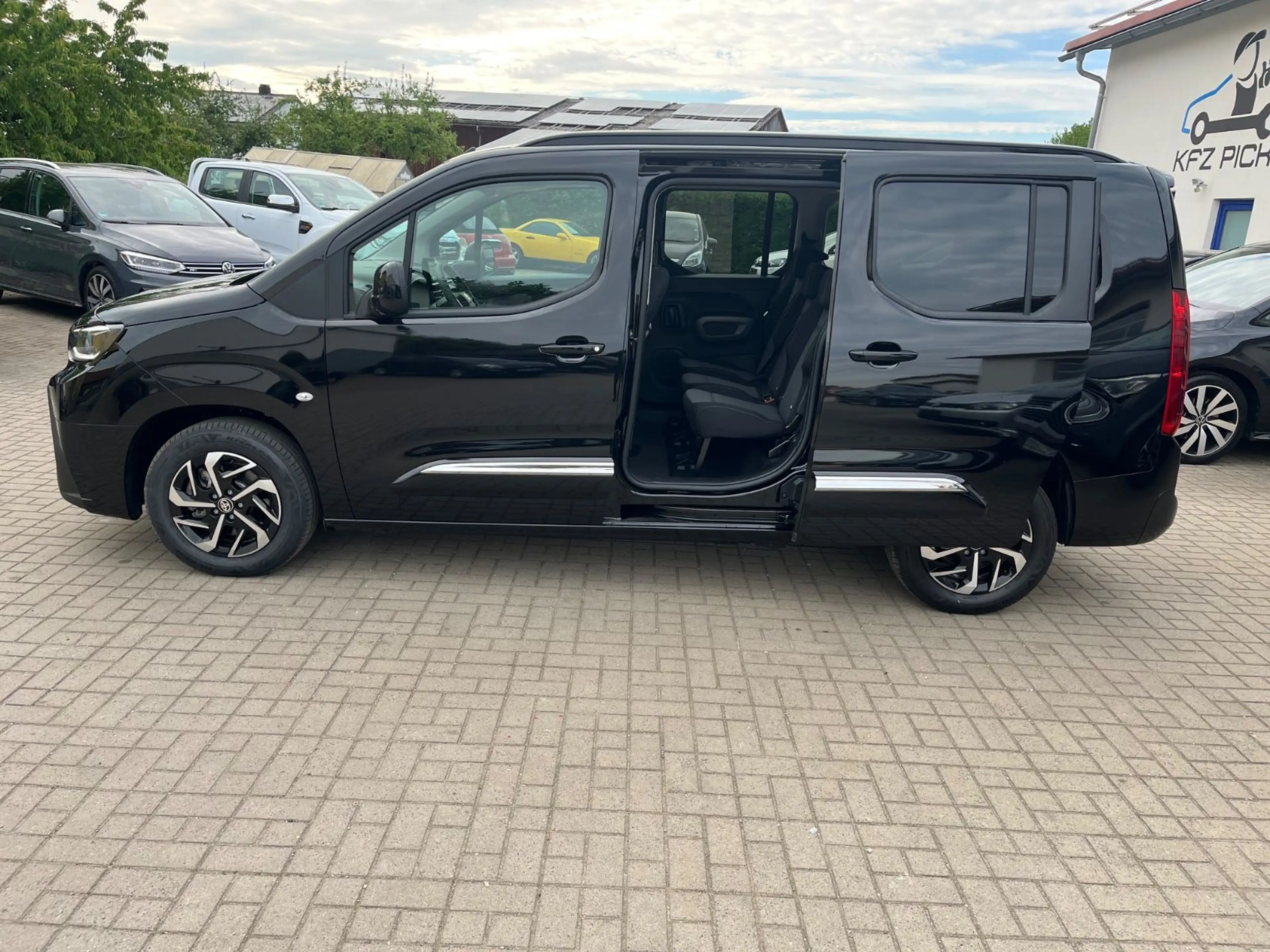 Toyota Proace Verso L2 Teamplayer,7Sitzer,AHK,ACC — photo 5
