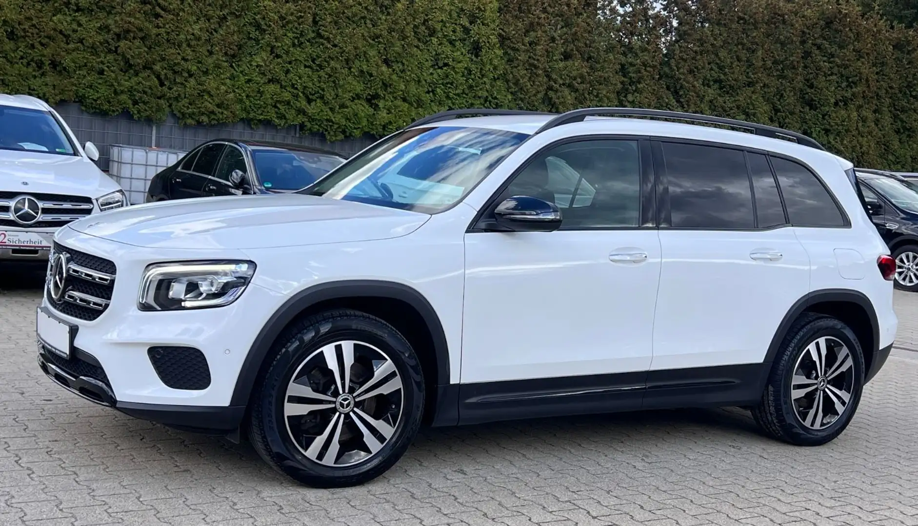 Mercedes-Benz GLB 200 d 8G-NIGHT-PAKET-DISTRO.-SPUR-TOTWNK-LED Weiß - 2