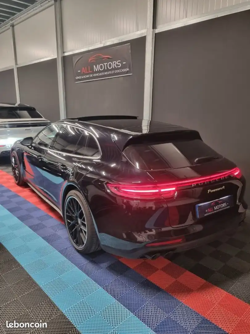 Porsche Panamera sport turismo 4 e hybride Schwarz - 2