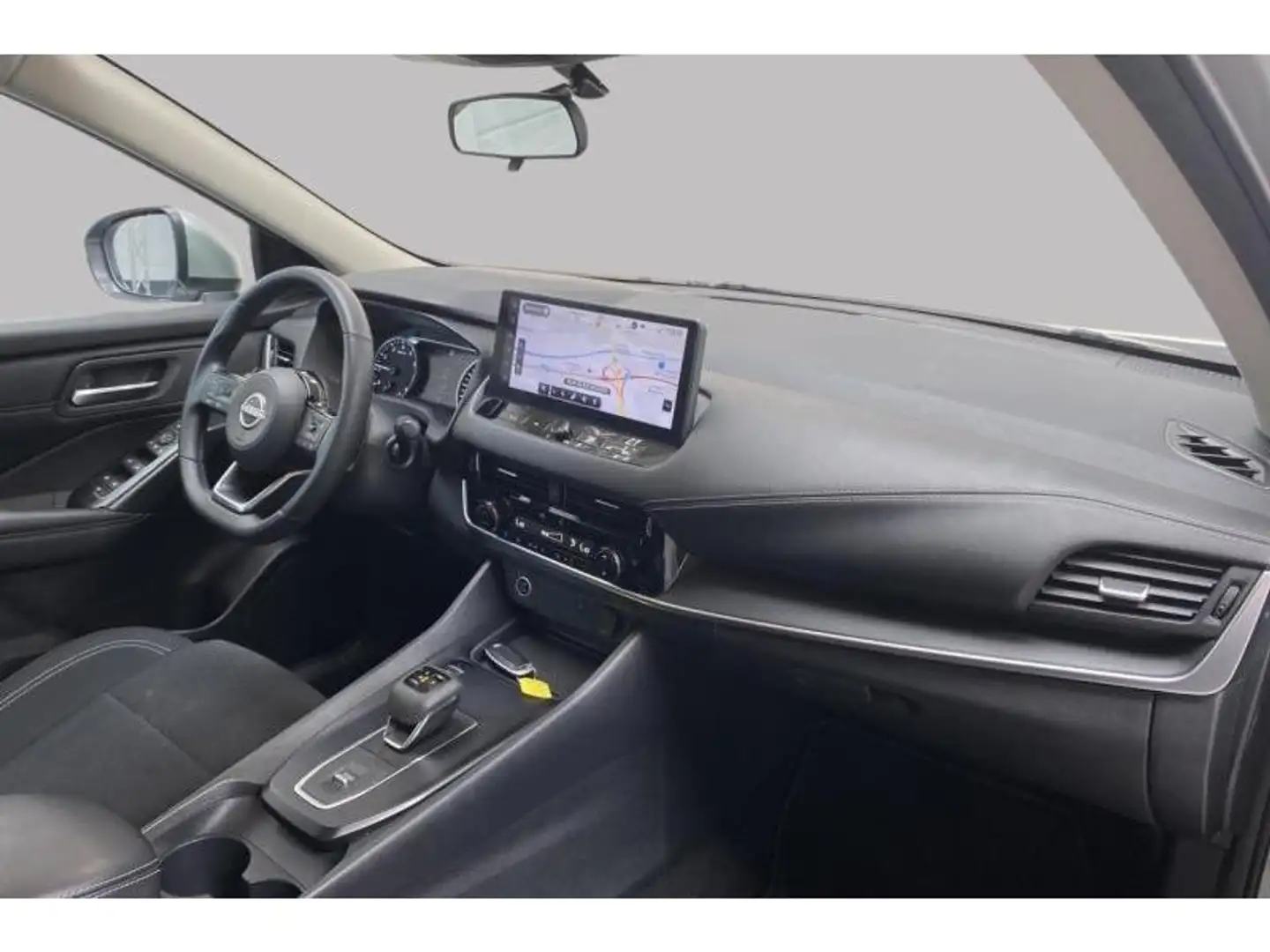 Nissan Qashqai 1.3 DIG-T MHEV Grey - 2