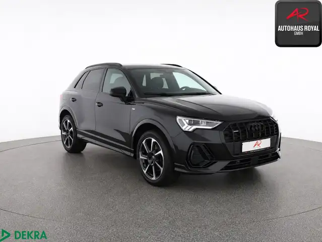 Audi Q3 view 7
