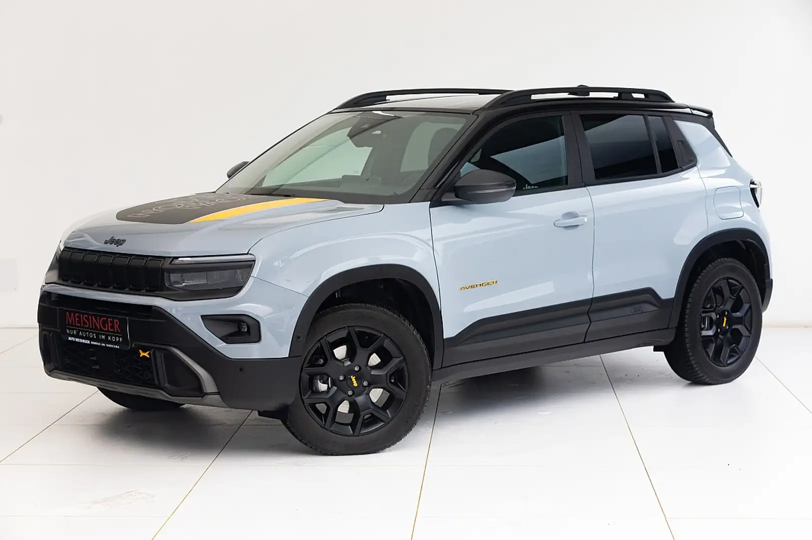 Jeep Avenger 1.2 T3 e-Hybrid 4xe The North Face e-DCT6 Grau - 1