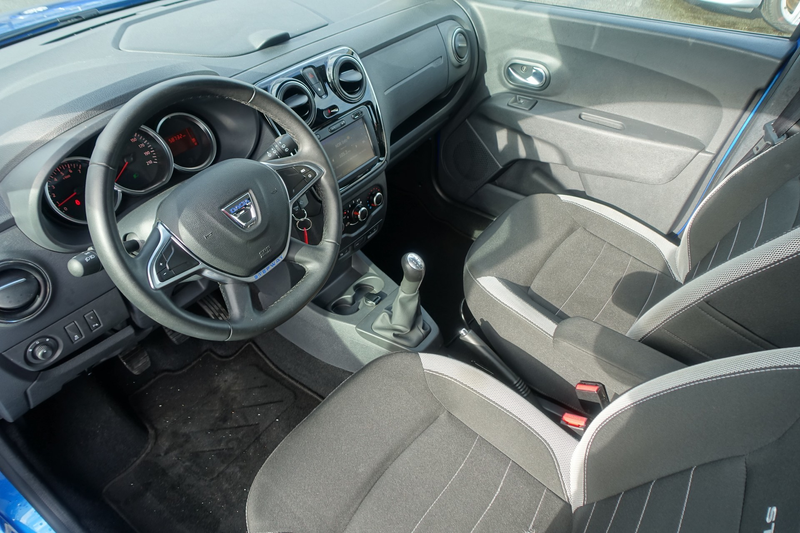 Dacia Lodgy Stepway 1.2 TCe 7-Sitzer Navi Sitzheizung — photo 12