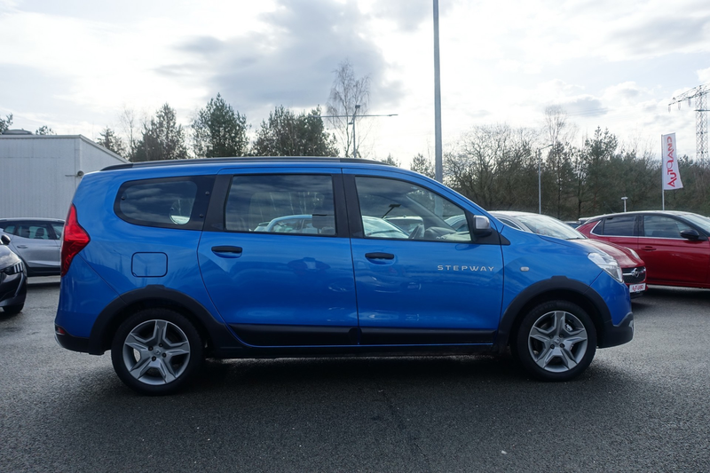 Dacia Lodgy Stepway 1.2 TCe 7-Sitzer Navi Sitzheizung — photo 6