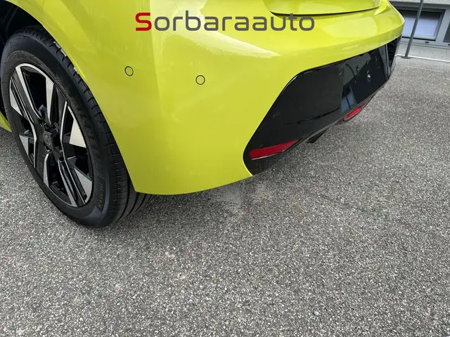 Peugeot 208 view 10