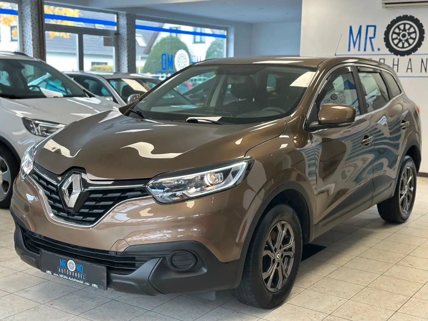 Renault Kadjar Life°Klima°Alu°PDC°LED°Tüv Neu Brun - 2