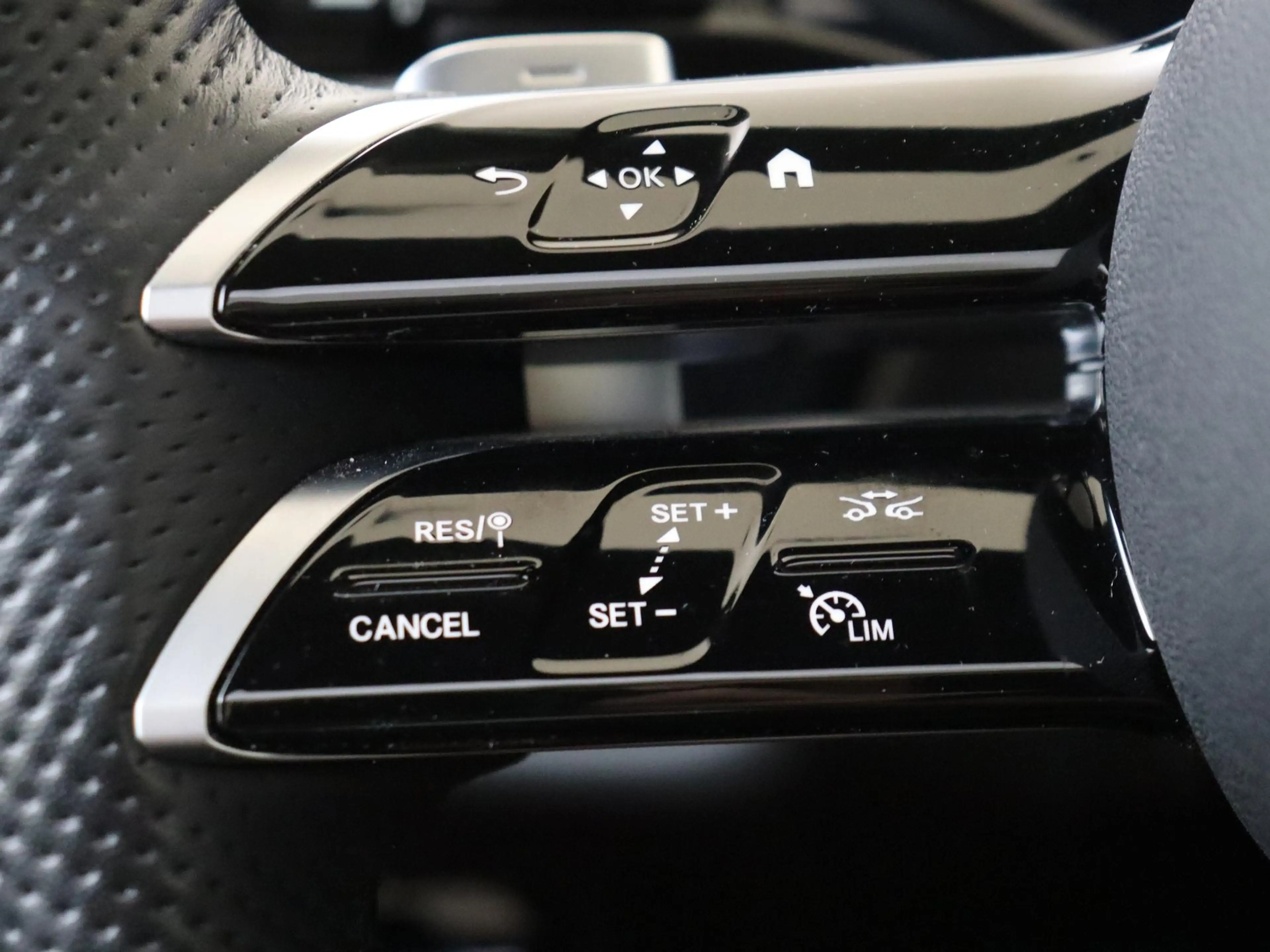 Mercedes-Benz E 300 Estate e Sport Edition /Panoramadak /Memory /Super — photo 11