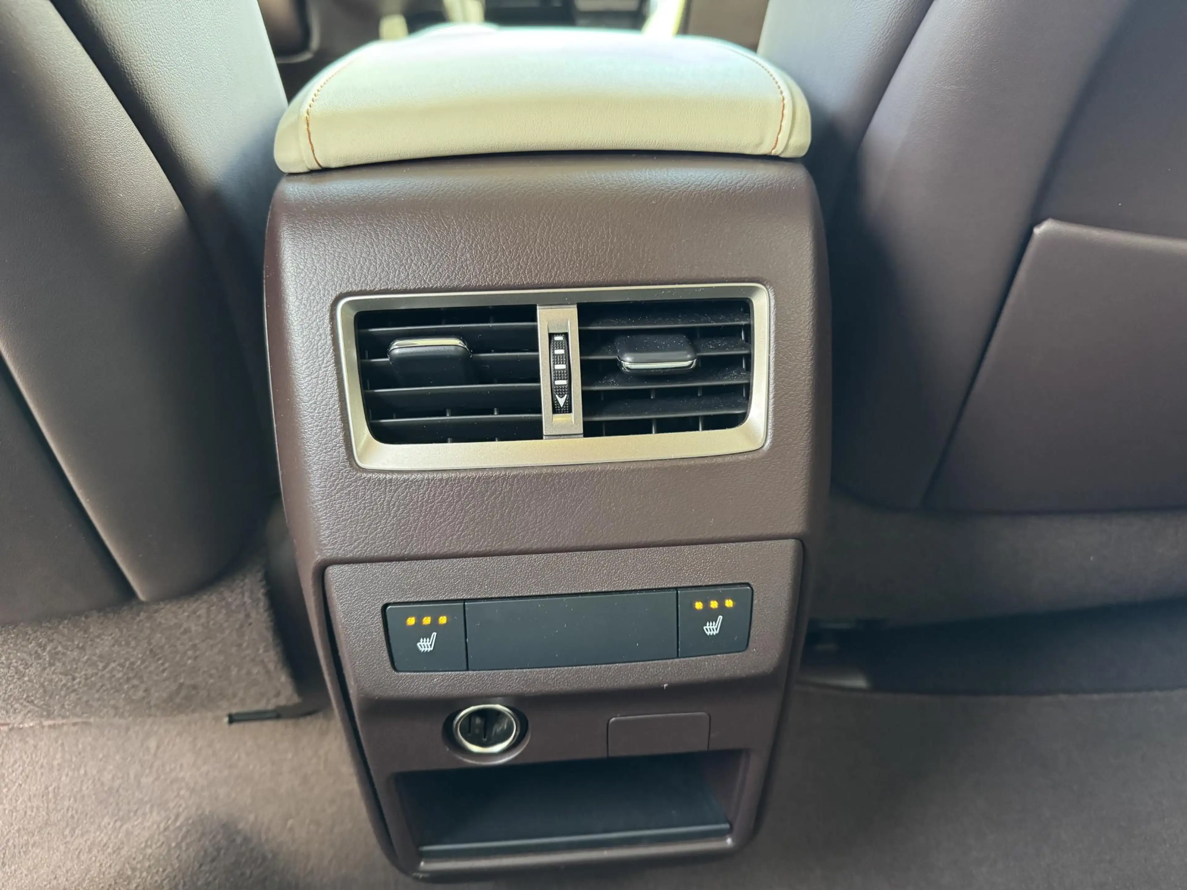 Lexus RX 450h 4WD President Line TREKHAAK 360-CAM STUURVERW STOE — photo 35