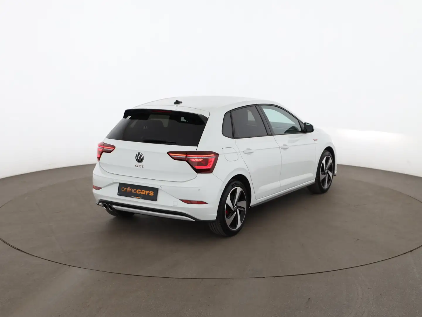 Volkswagen Polo VI 2.0 TSI GTI Aut MATRIX RADAR SITZHZG PDC Weiß - 2