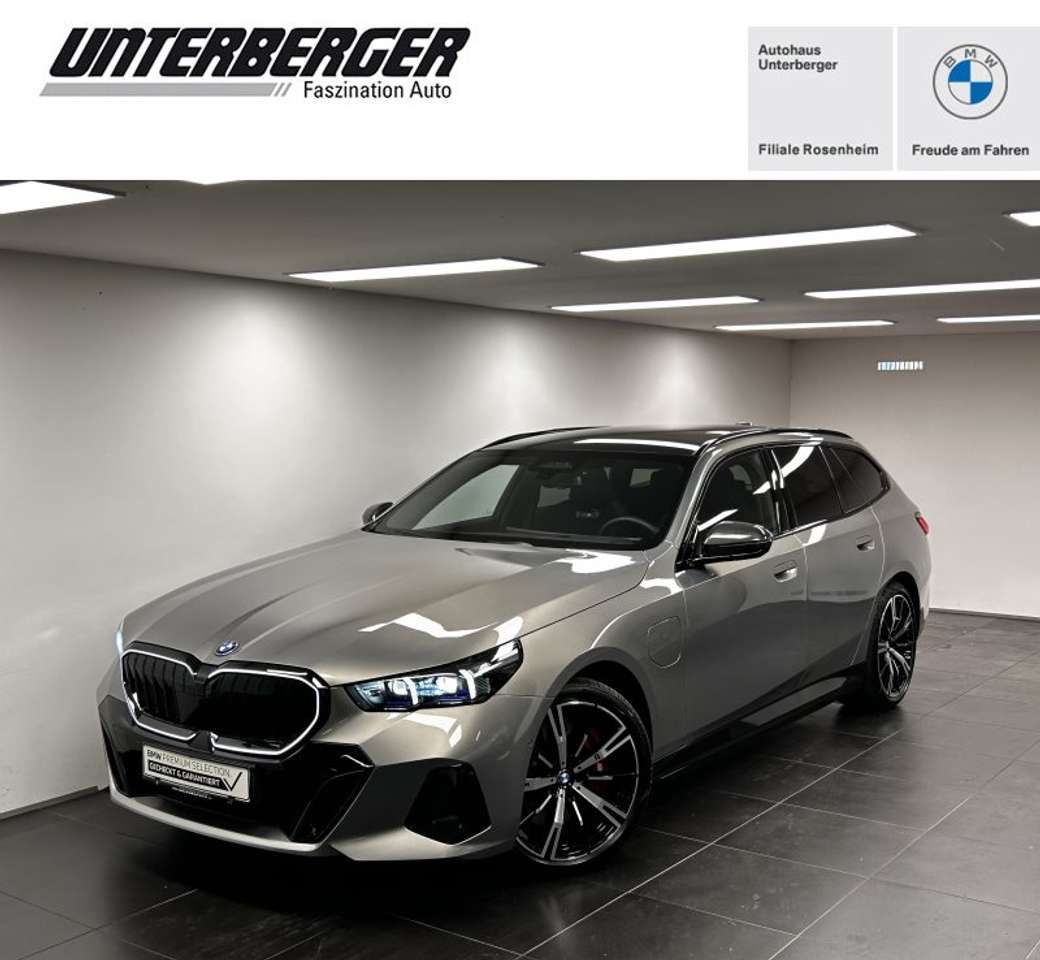 BMW 550 — BMW 550 e xDrive Touring M Sportpaket Pro Pano B&W DAB LED