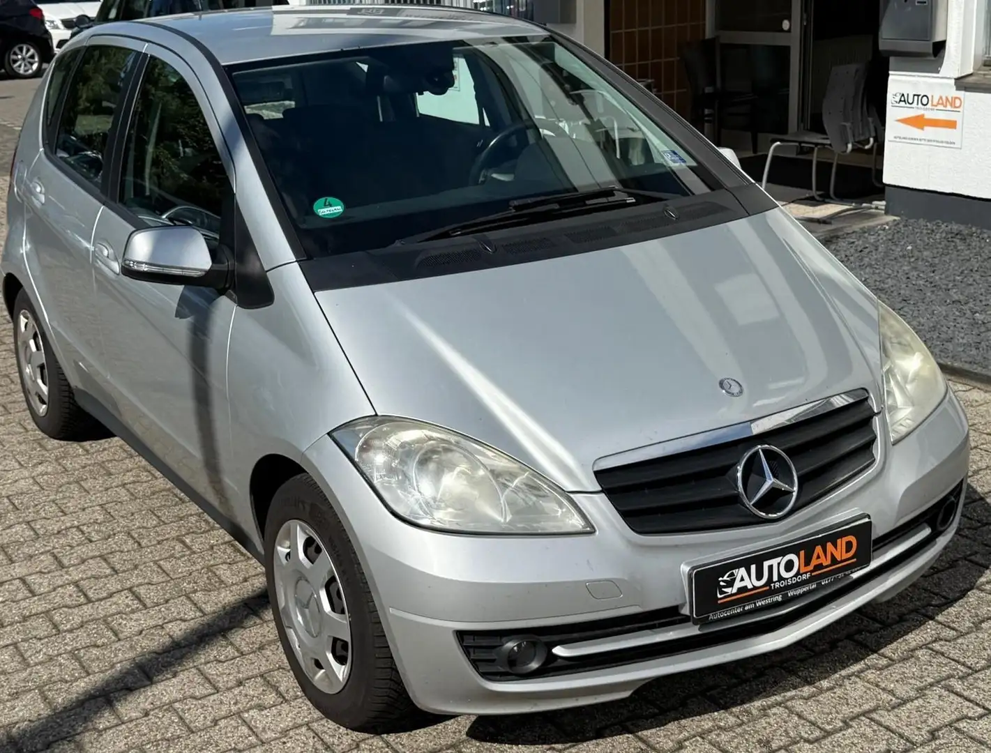 Mercedes-Benz A 180 CDI*KLIMA*SHZG*ALLWETTER* Silver - 1
