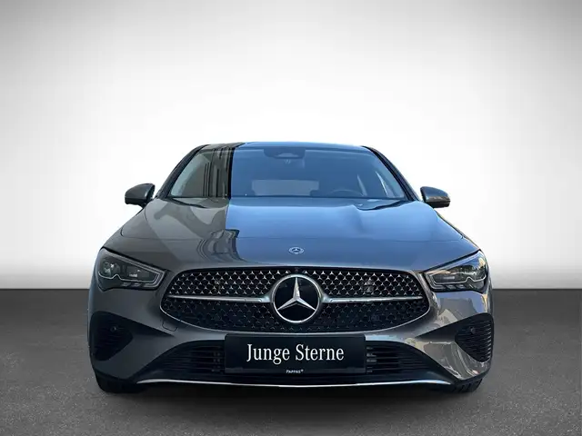 Mercedes-Benz CLA view 4