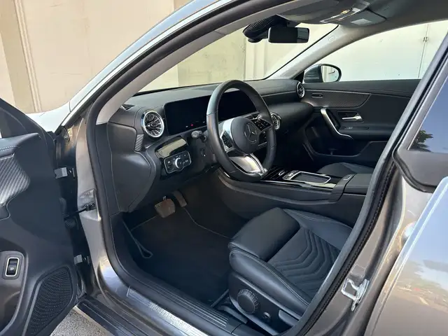 Mercedes-Benz CLA view 12