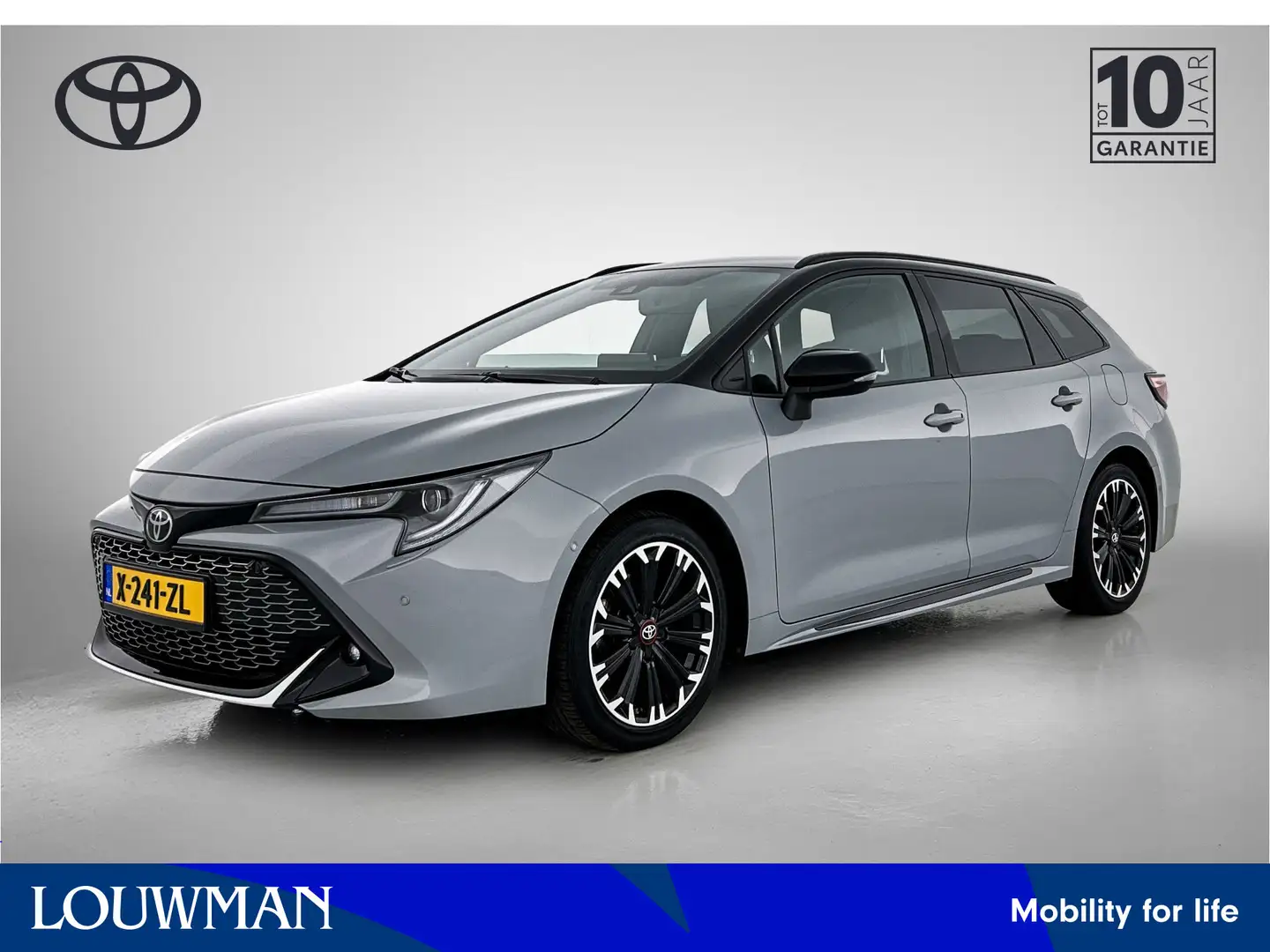 Toyota Corolla Touring Sports 2.0 Hybrid GR-Sport Limited Grijs - 1