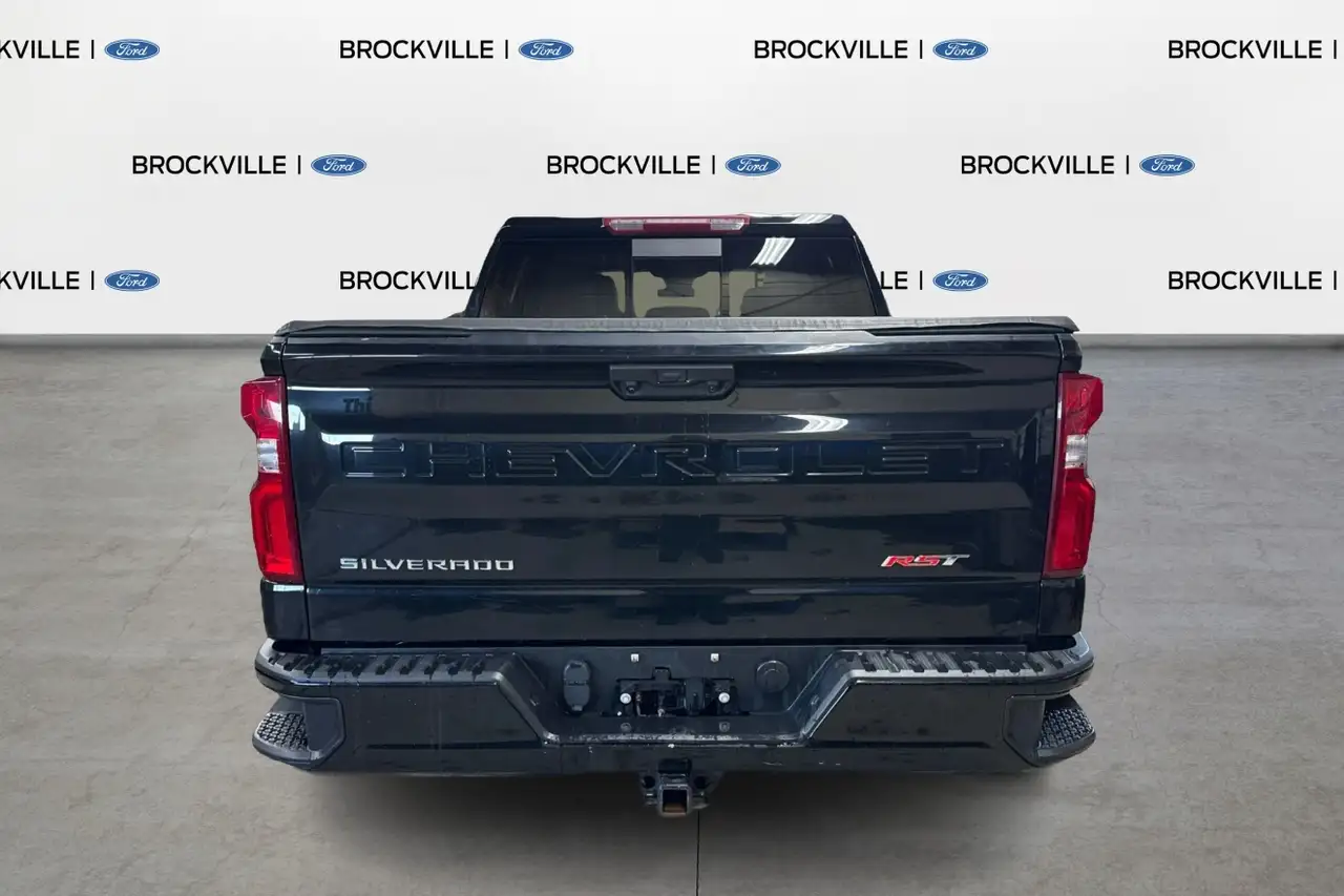 Chevrolet Silverado 1500 снимка Chevrolet Silverado 1500
