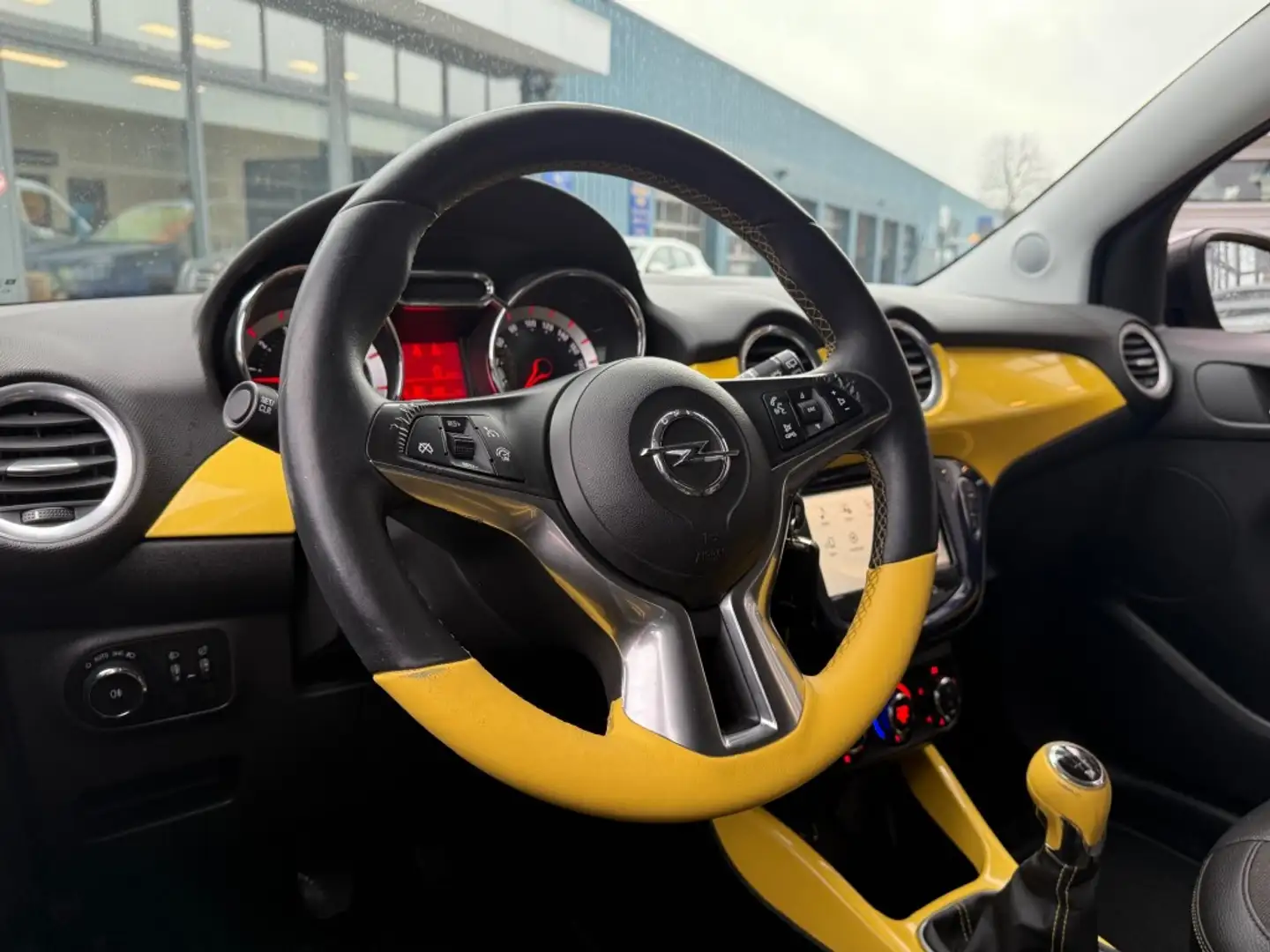 Opel Adam 1.4 YELLOW SPORT SPECIAL AIRCO-ECC CRUISE PDC WINT Gelb - 2