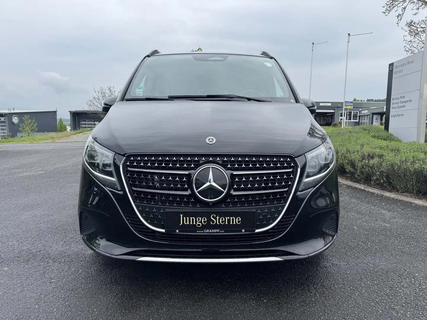 Mercedes-Benz V 300 Avantgarde extralang Standheizung*8-Sitze* Schwarz - 2