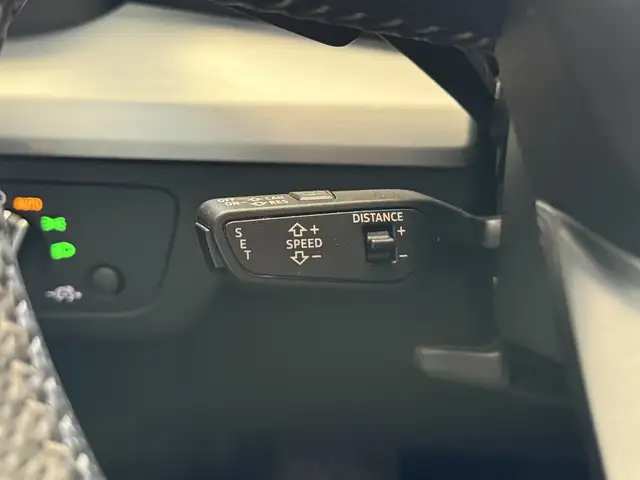 Audi Q5 view 23