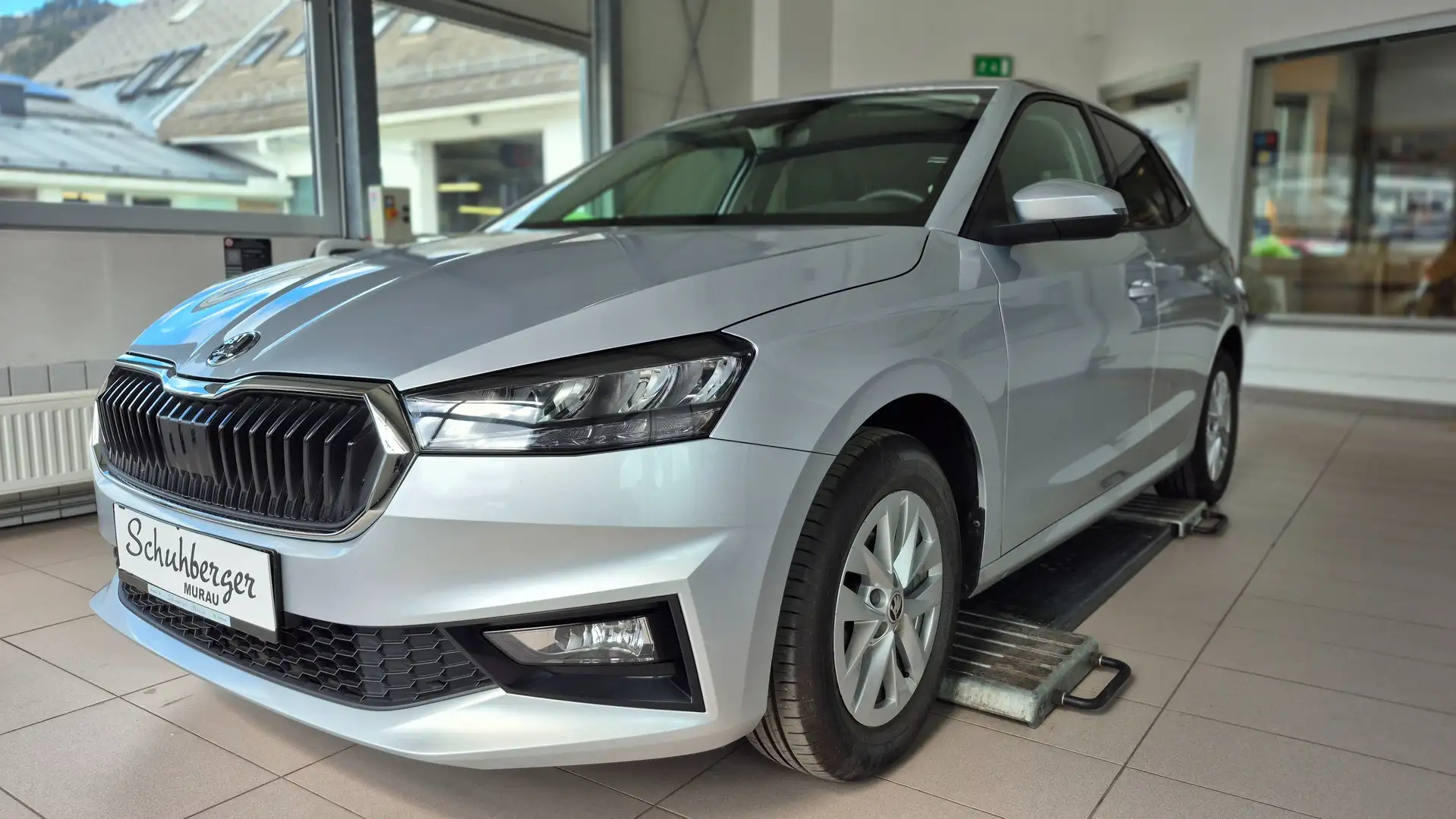 Skoda Fabia Ambition 1,0 Plateado - 1