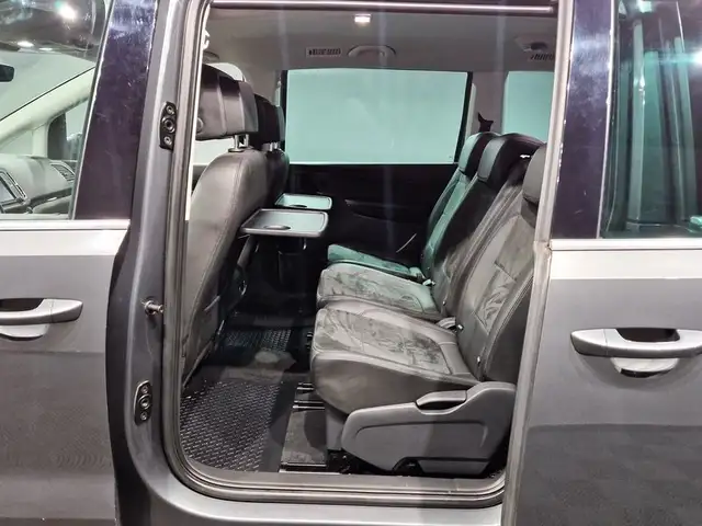 Volkswagen Sharan view 13