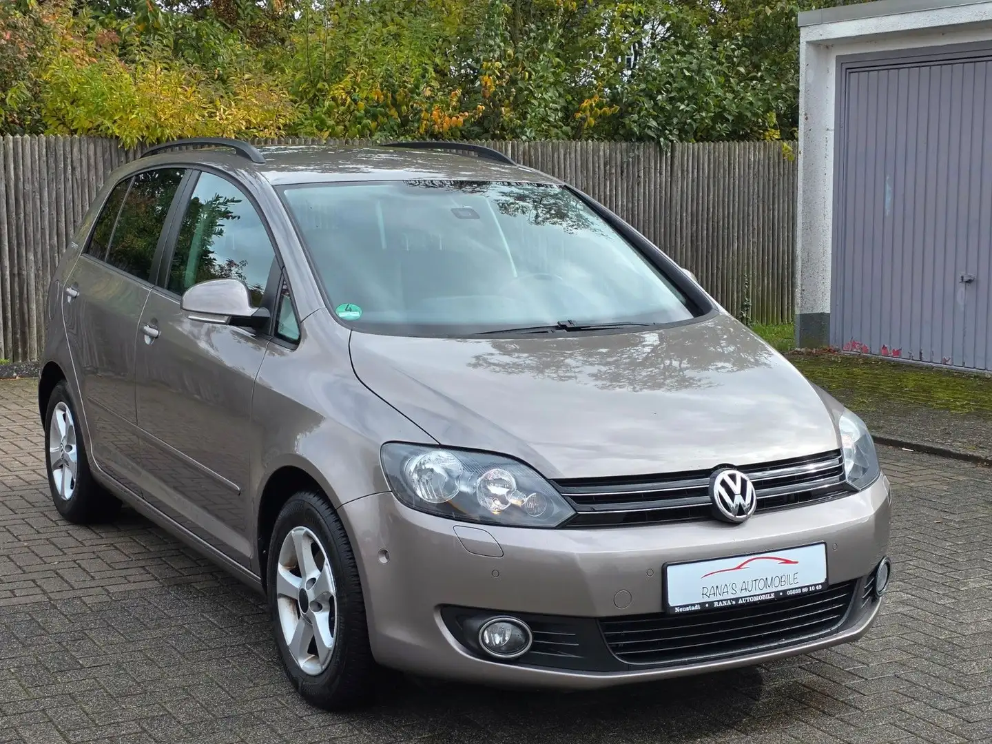 Volkswagen Golf Plus VI Team Brun - 2
