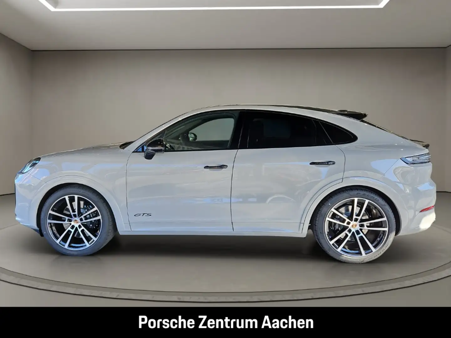 Porsche Cayenne GTS Coupe BOSE Panoramadach LED-Matrix Wit - 2