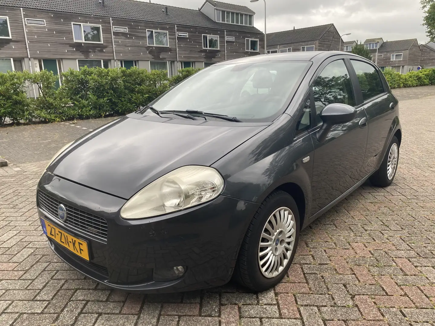 Fiat Punto 1.4-16V Starjet Nieuwe Distributieriem Gris - 2