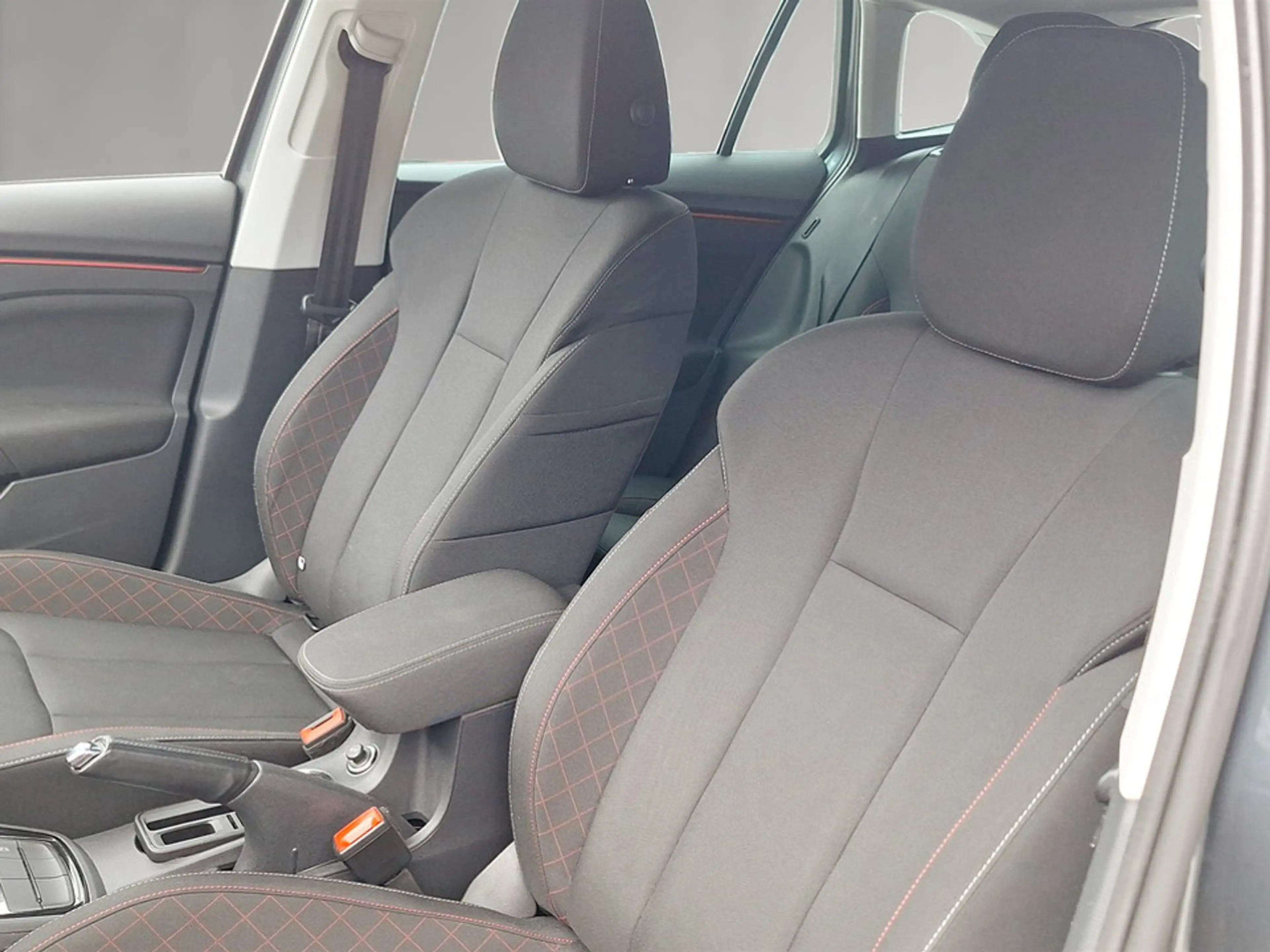 Skoda Scala Ambition TSI — photo 8