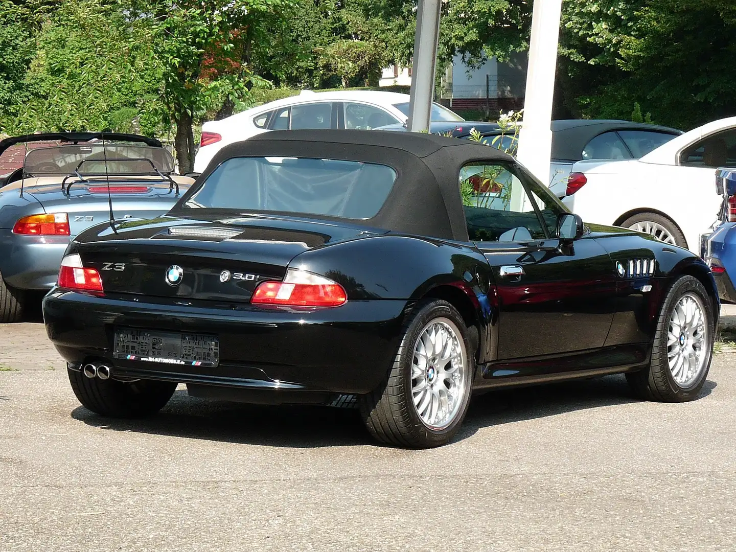 BMW Z3 Z3 Traumroadster 3.0iA*Orig. 23TKM*Sammlerzustand* Noir - 1