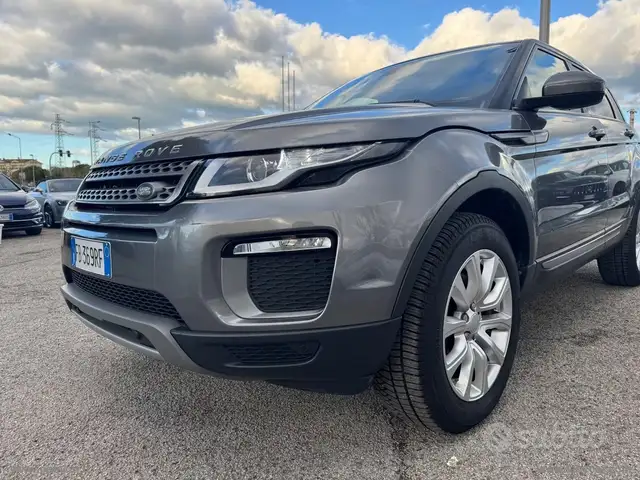 Land Rover Range Rover Evoque view 14