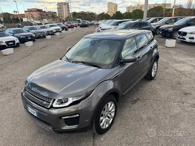 Land Rover Range Rover Evoque view 6