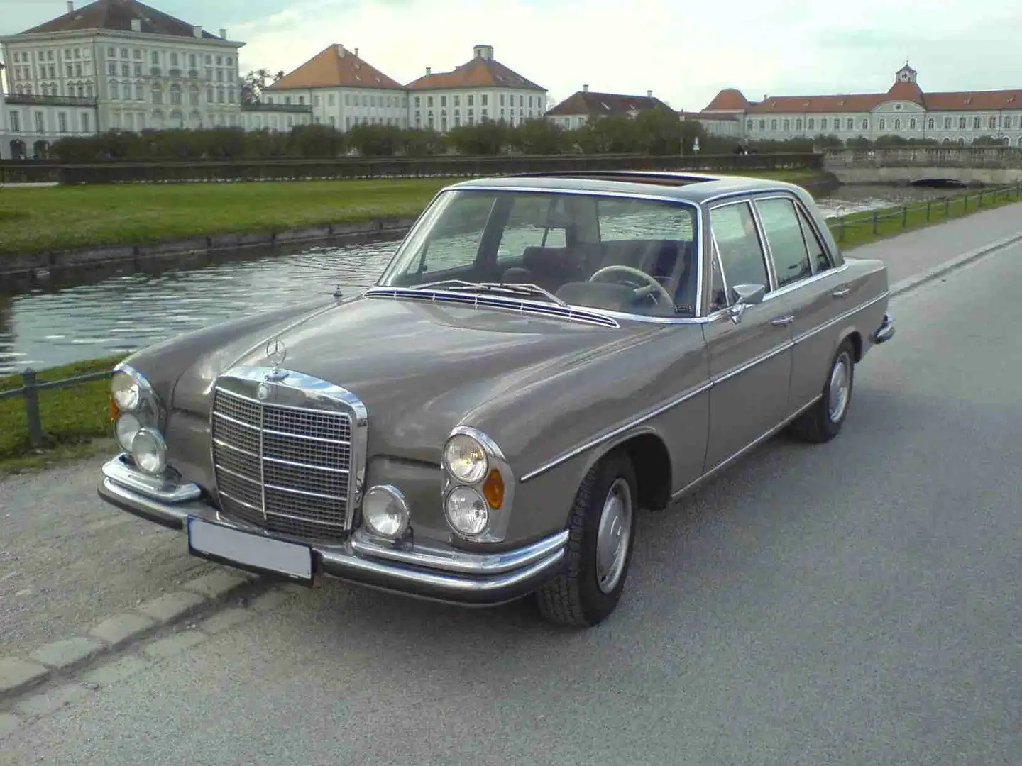 Mercedes-Benz 280 S-Klasse Beige - 1