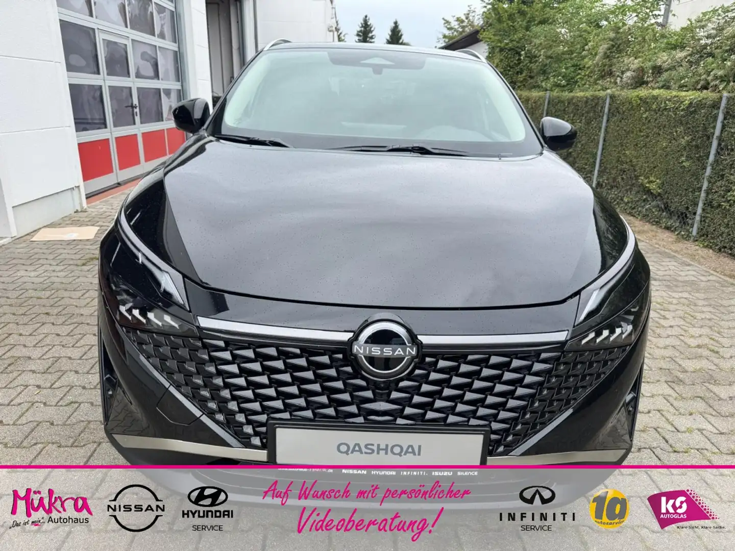 Nissan Qashqai J12 N-Connecta 1.3 DIG-T Mild-Hybrid 158PS AT Noir - 2