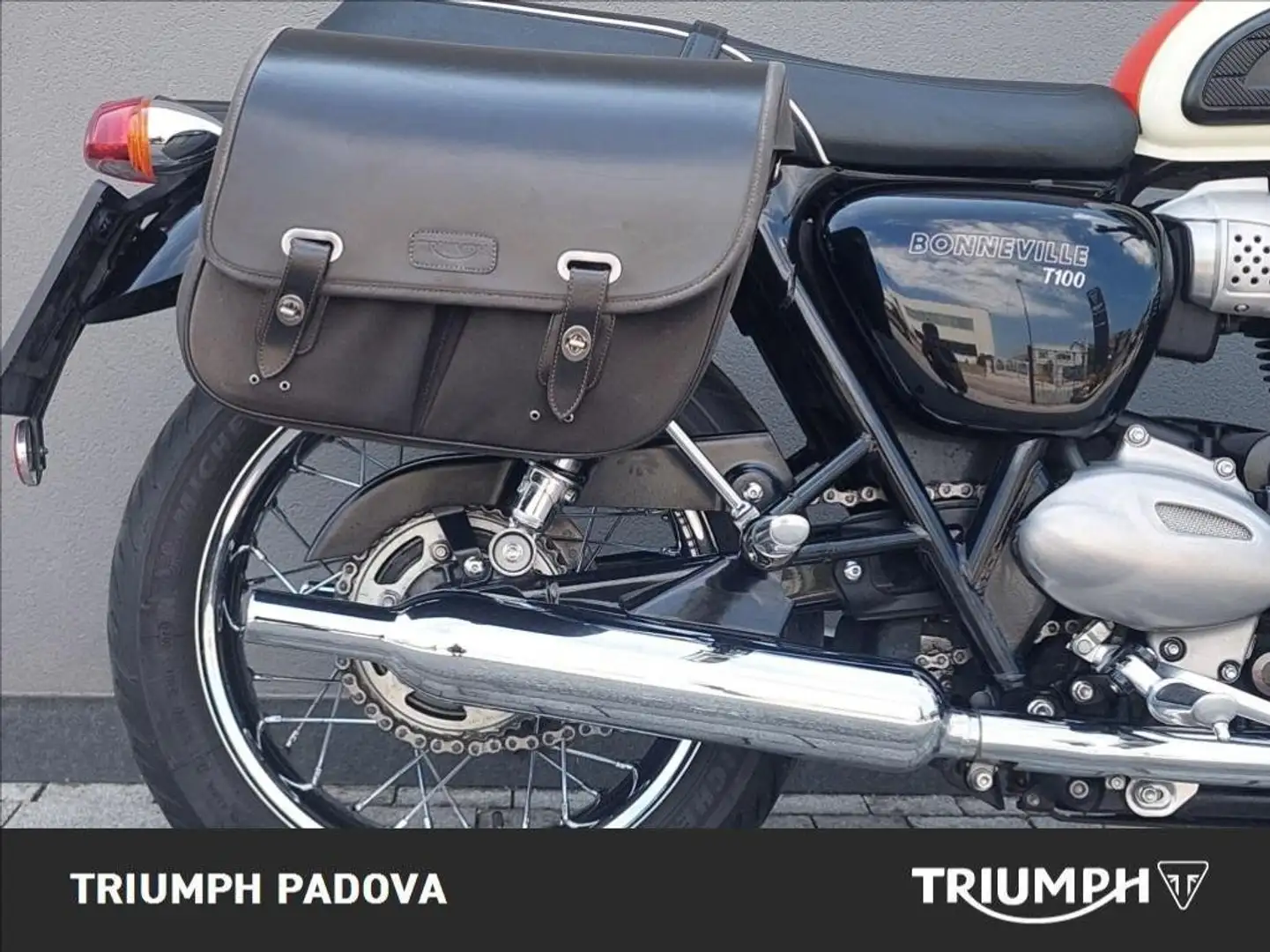 Triumph Bonneville T100 Rouge - 2