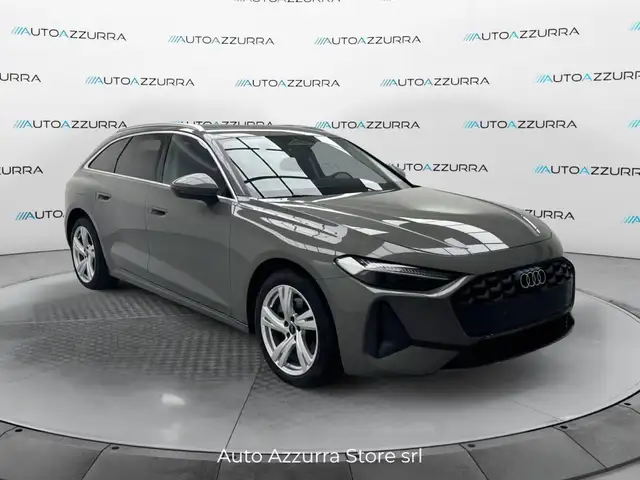 Audi A5 view 3