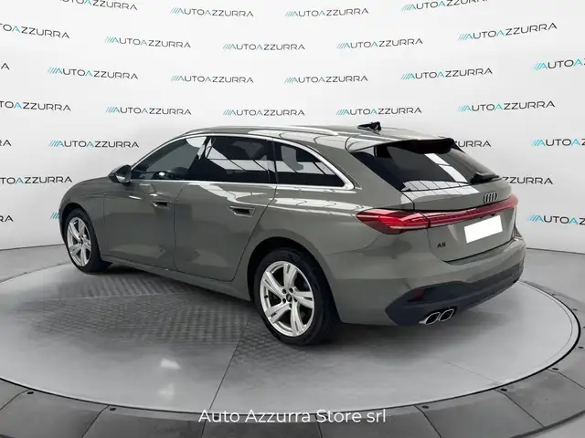 Audi A5 view 6