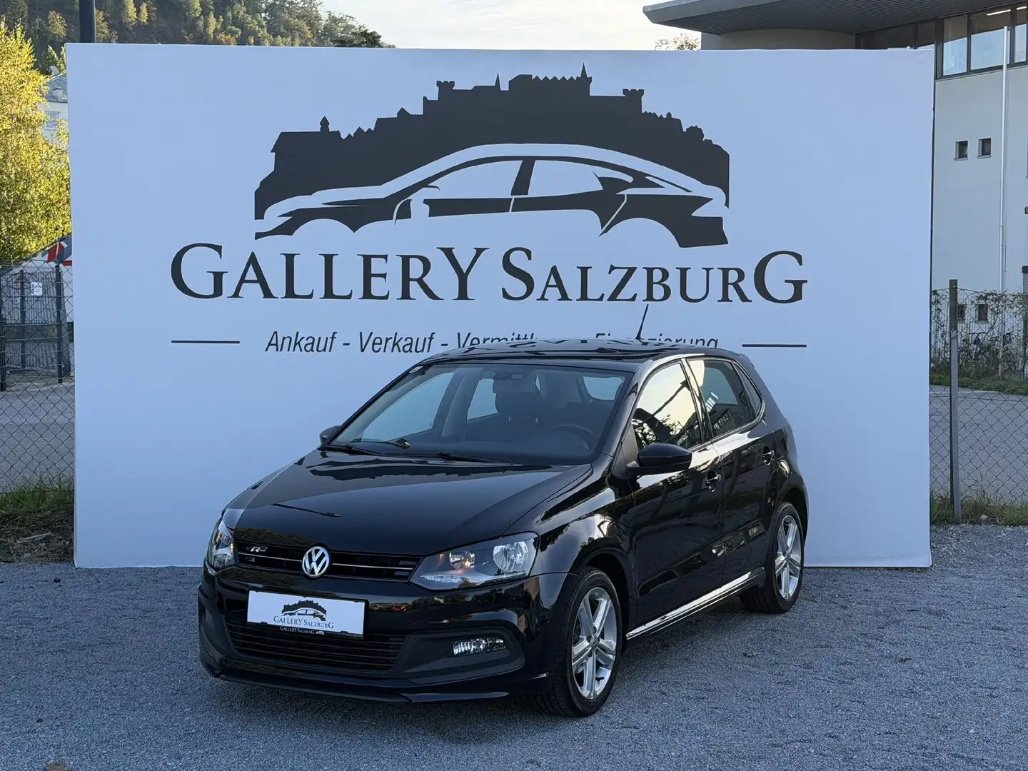 Volkswagen Polo 1.2 R-Line Schwarz - 1