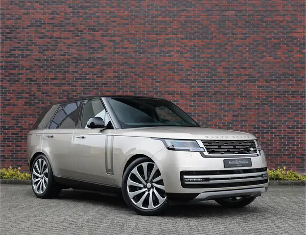Land Rover Range Rover P550e Autobiography | 23Inch SV - Meridian Signatu