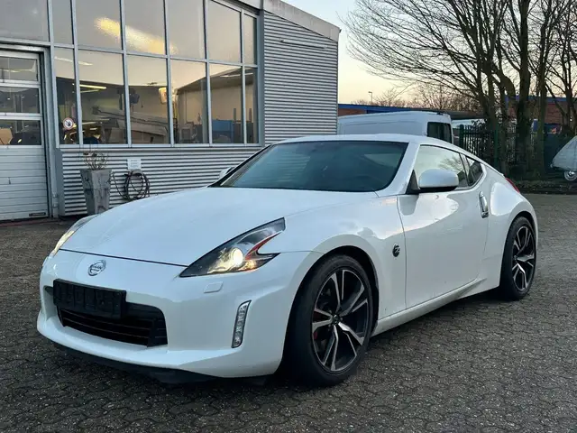 Nissan 370Z Pack *Automatik*